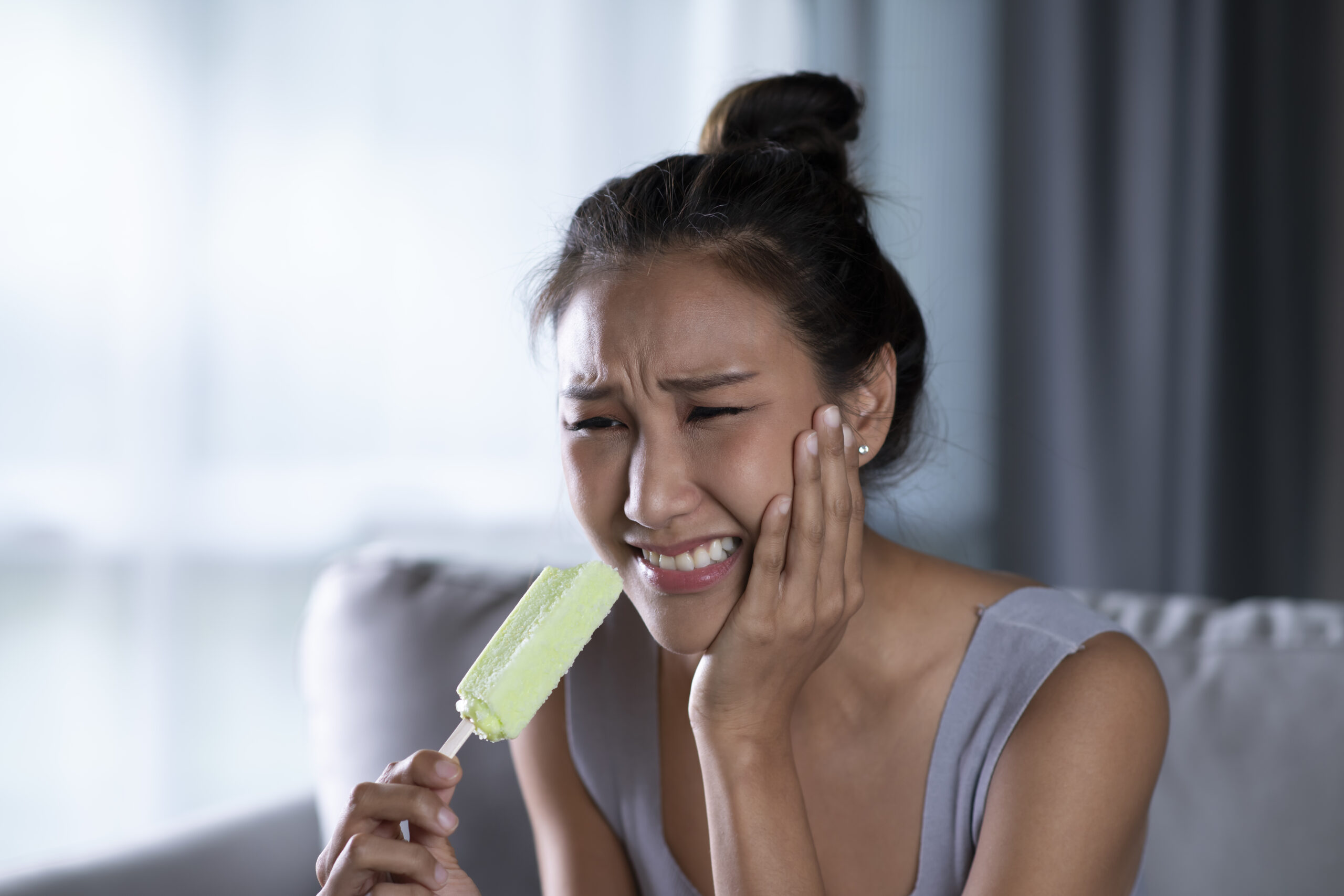 Featured image for “How To Deal If Your Teeth Are Sensitive To Cold?”