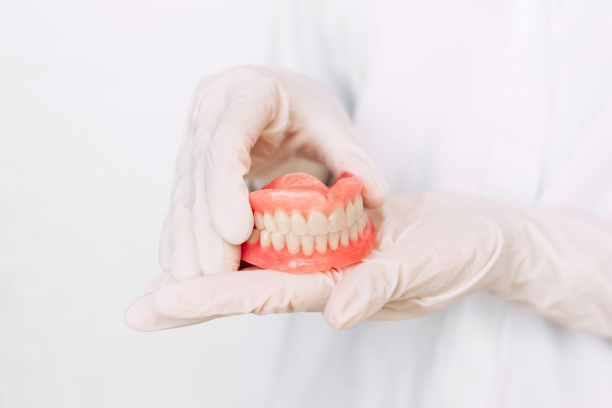 Featured image for “Eating with Dentures: 15 Tips for Comfortable Chewing”