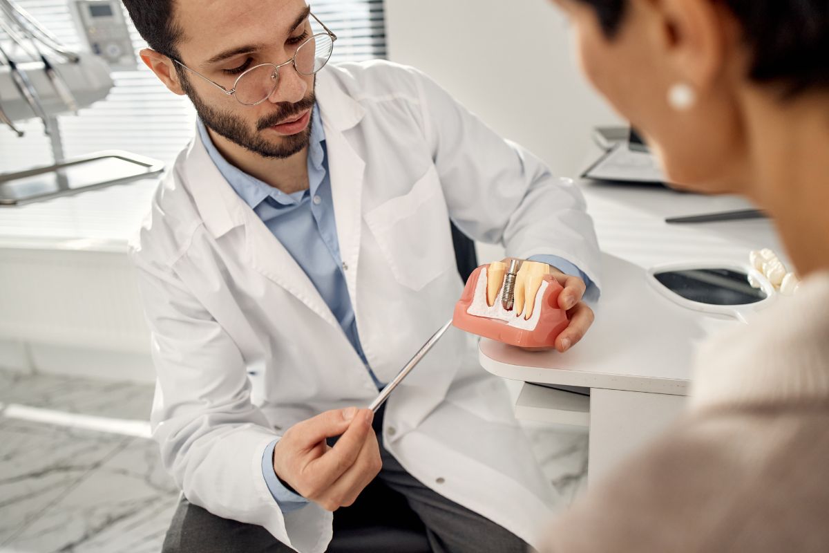 Featured image for “Dental Implant Healing Timeline: Week-by-Week Guide”